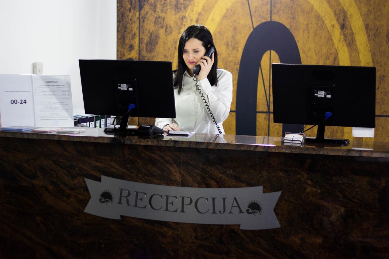 Garni Hotel Hollywoodland Wellness & Aquapark Βελιγράδι Εξωτερικό φωτογραφία